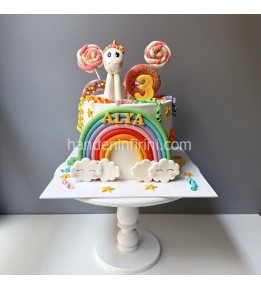 Gökkuşağı Unicorn Pasta